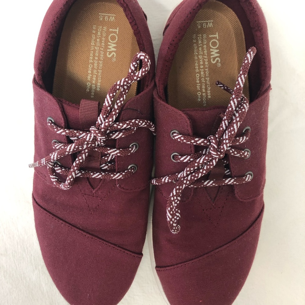 Tom’s Del Rey Lace Up Sneakers